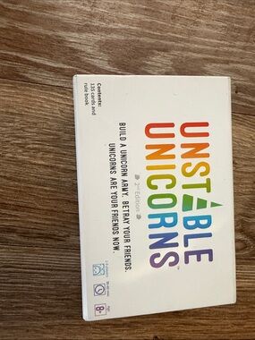 Card Game UNSTABLE UNICORNS- Rainbow Edition
